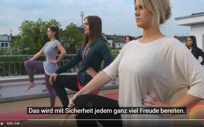 Shine! Yoga auf Youtube